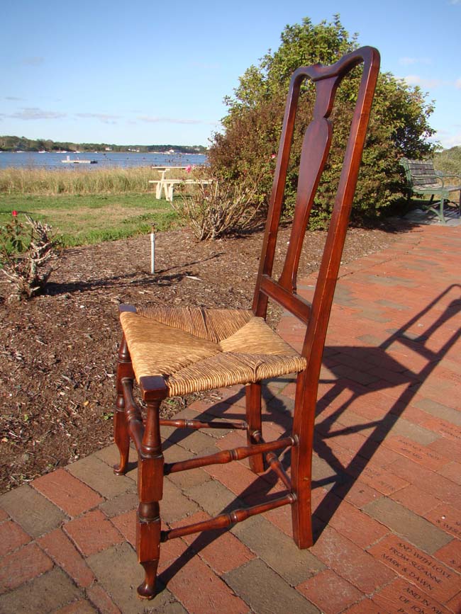 A fine New England Queen Anne period maple side chair, probably from coastal Massachusetts circa 1740-1760. — image 2